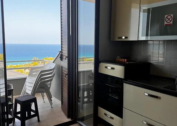 Stella Marina 赞布隆内